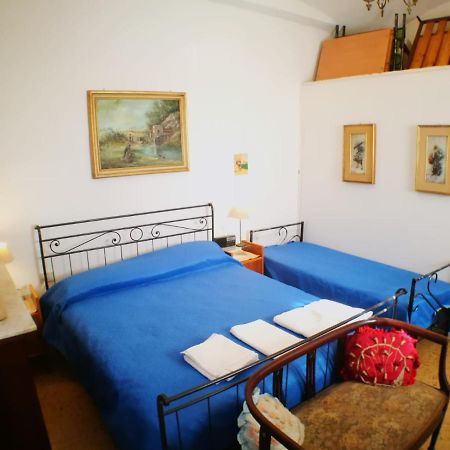 L'Antica Torre Villa Pettorano sul Gizio Buitenkant foto